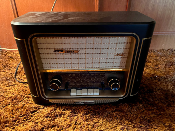 Grundig Classic 960 Anniversary Edition AM FM HI-FI Stereo Shortwave Radio