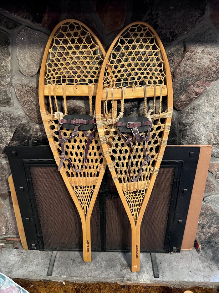 AVERY & SONS ANTIQUE SNOWSHOES
