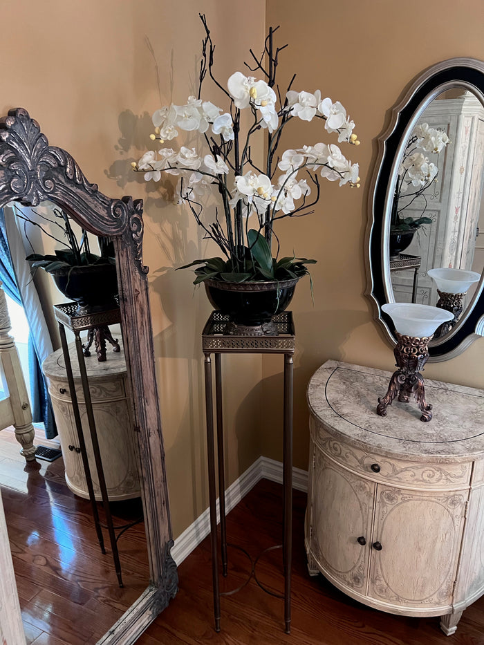 Pedestal Stand with Mirror Top