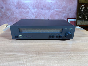 NAD AM/FM Stereo Tuner 4020A