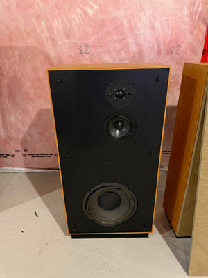 2 Boston Acoustics A150 Speakers