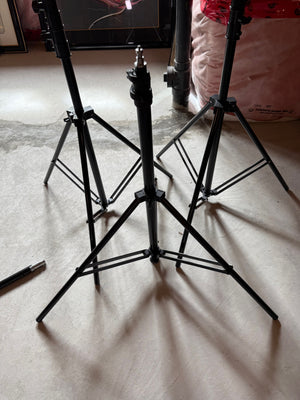 3 Stands Lot