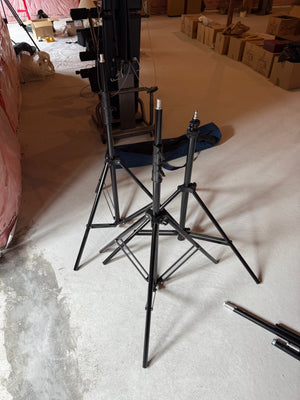 3 Stands Lot