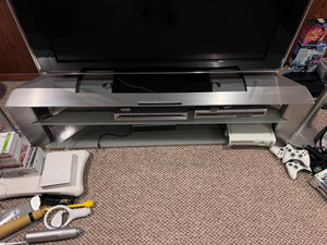 Sony 52" LCD Digital Color TV + Stand