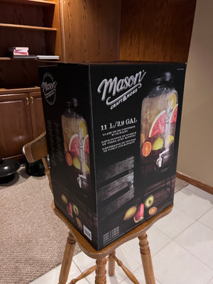 BRAND NEW Mason Craft & More 11L Glass Drink Dispenser with Stand