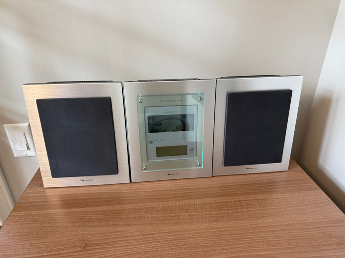 Nakamichi SoundSpace 5 – 3 Disc CD Player Tuner-Stereo Music System