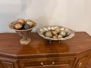 2 Decorative centrepiece bowls