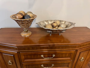 2 Decorative centrepiece bowls