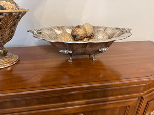 2 Decorative centrepiece bowls