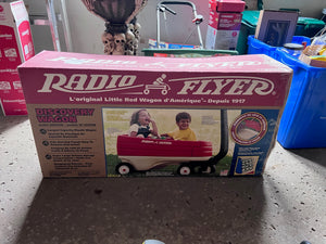LIKE NEW Radio Flyer Discovery Wagon