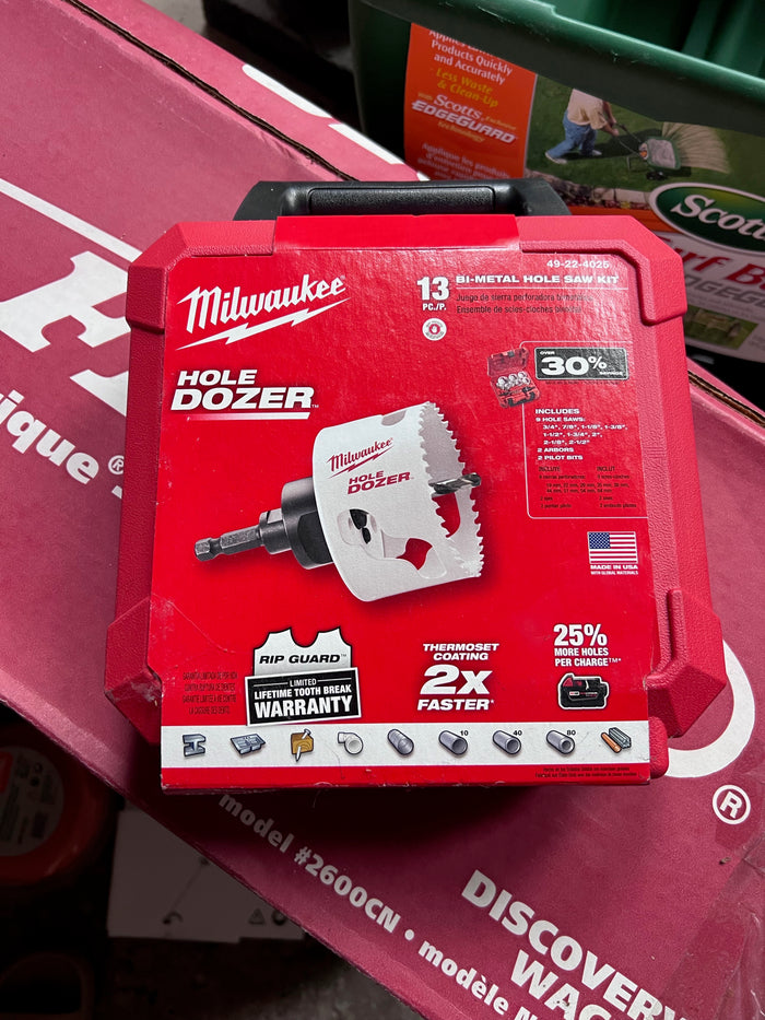 Milwaukee 13pc Bi-Metal Hole Saw Kit