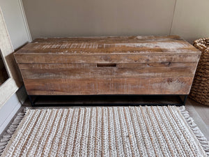 HomeSense Storage Bench