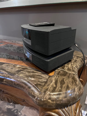 Bose Wave Music System 'Model AWRCCH' + multi-cd changer accessory