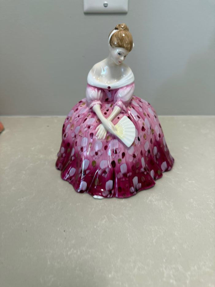 Royal Doulton HN2471 Victoria