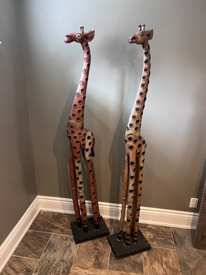 2 Giraffe Floor Statues