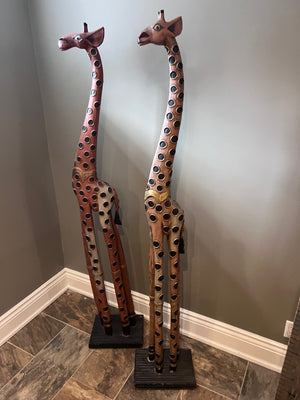 2 Giraffe Floor Statues