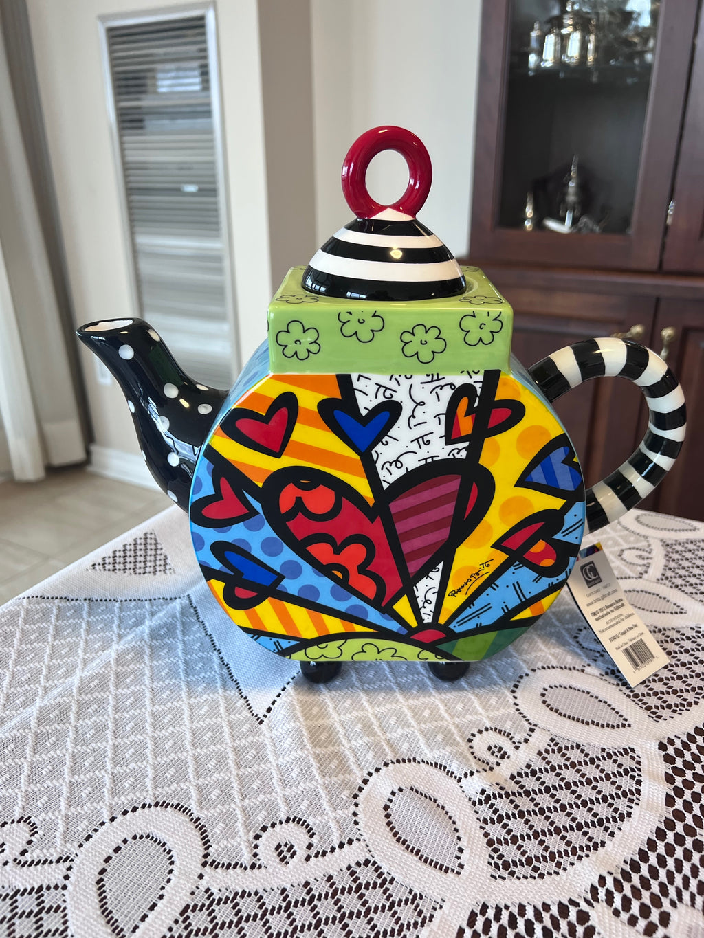 ROMERO BRITTO CERAMIC "A NEW DAY" TEAPOT 334015