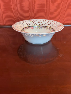 Oscar De La Renta UH 109 Victoriana Bowl