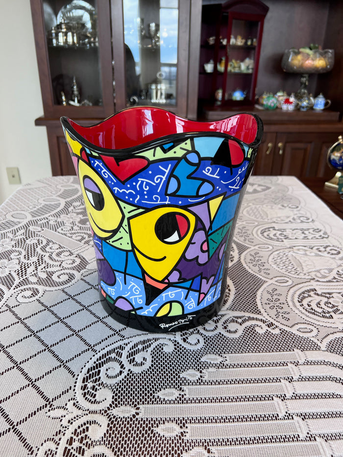 ROMERO BRITTO "DEEPLY IN LOVE" CERAMIC WASTEBASKET