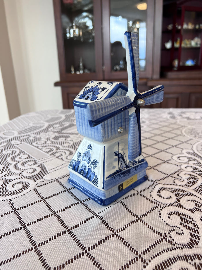 Delft blue music box windmill with song 'tulips from Amsterdam'
