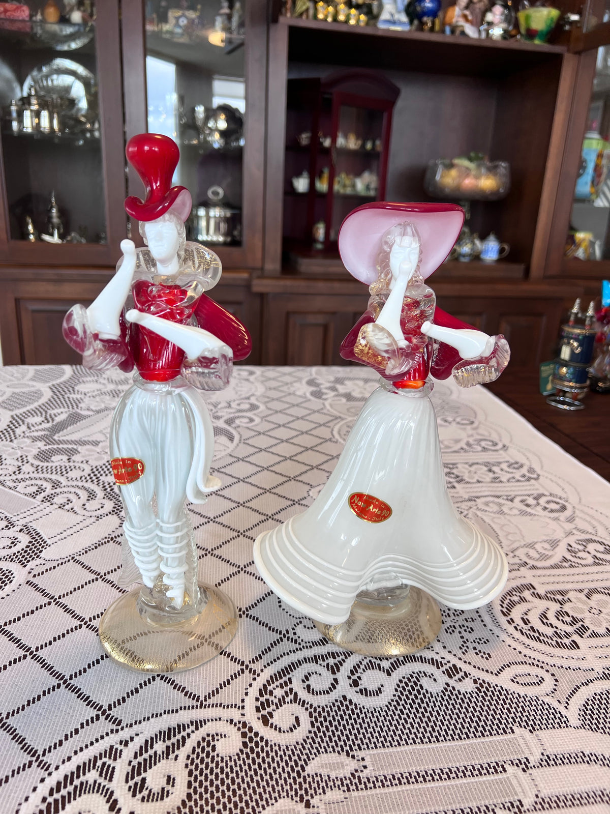 Pair of New Arte 90 Murano Glass 'Dancing Hat Couple'