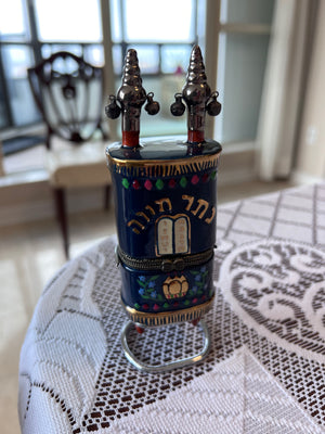 JACOB ROSENTHAL JUDAICA COLLECTION CERAMIC MEZUZAH CASE