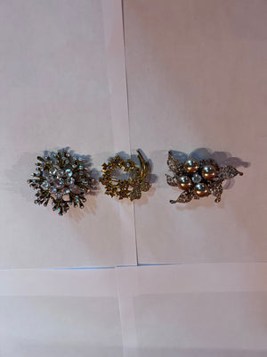 3 Broaches Lot