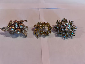 3 Broaches Lot