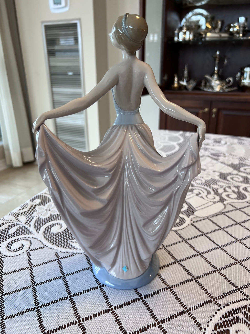 Lladro Dancer 5050 Figurine
