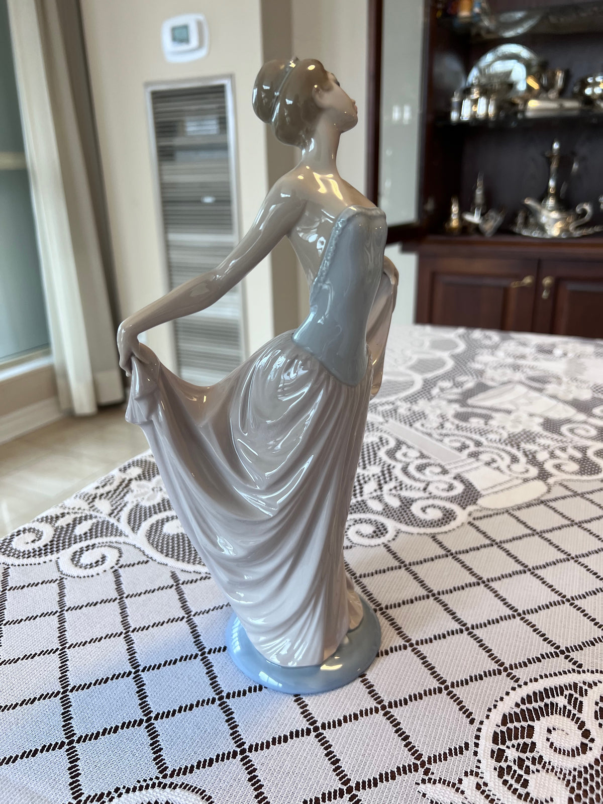 Lladro Dancer 5050 Figurine