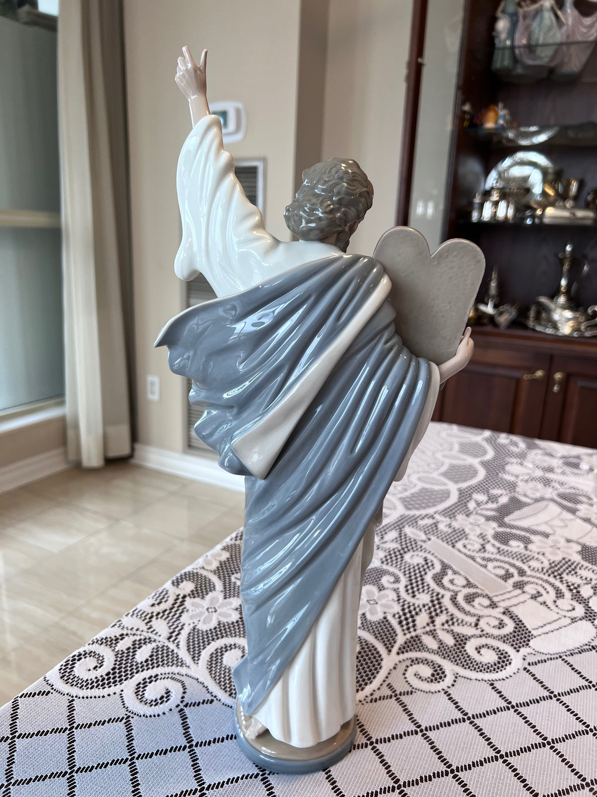 Lladro Moses and the Ten Commandments No. 5170 (*Broken finger)