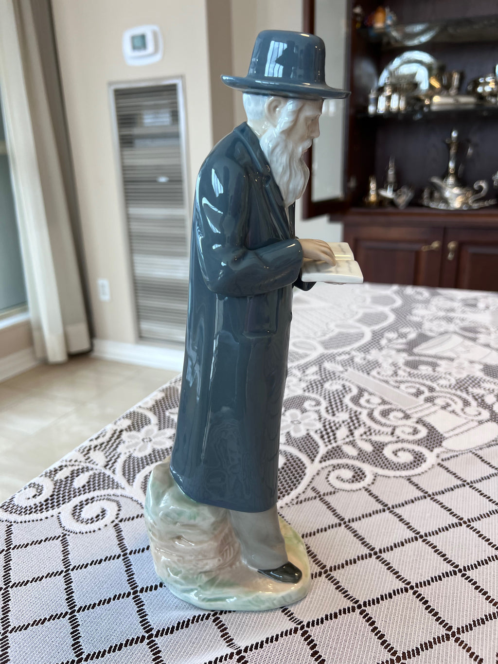 Lladro Nao Rabbi Figurine