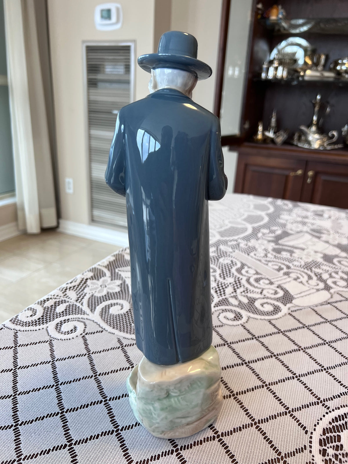 Lladro Nao Rabbi Figurine