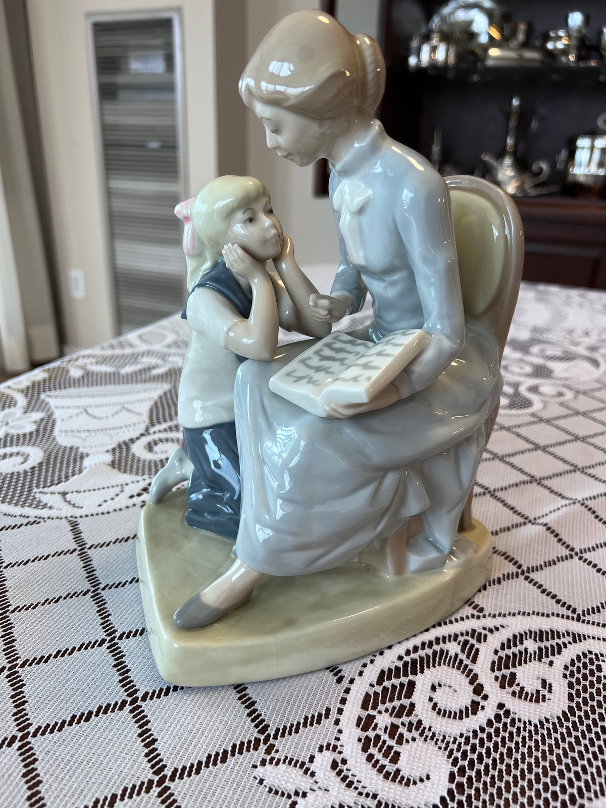 Rex Valencia D'Avila 'Reading Time' Figurine