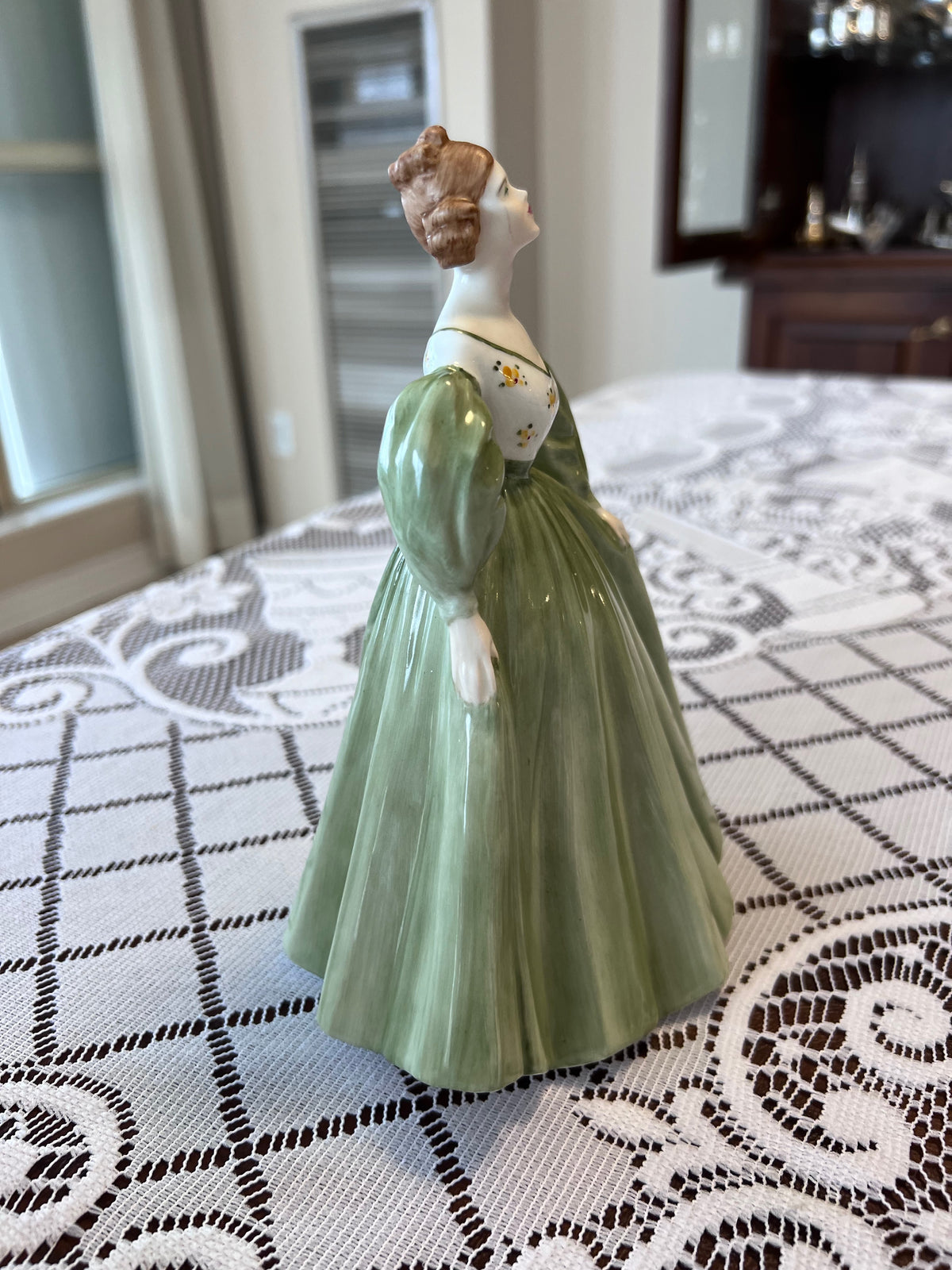 Coalport Ladies of Fashion 'Kelly' Figurine