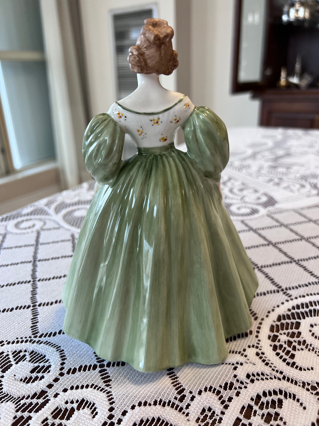 Coalport Ladies of Fashion 'Kelly' Figurine