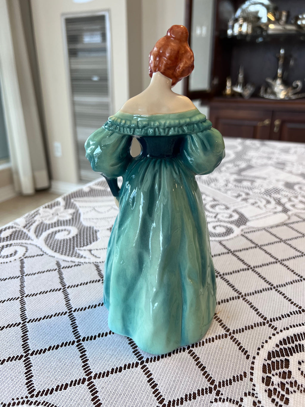Goebel Demure Elegance 1835 Figurine