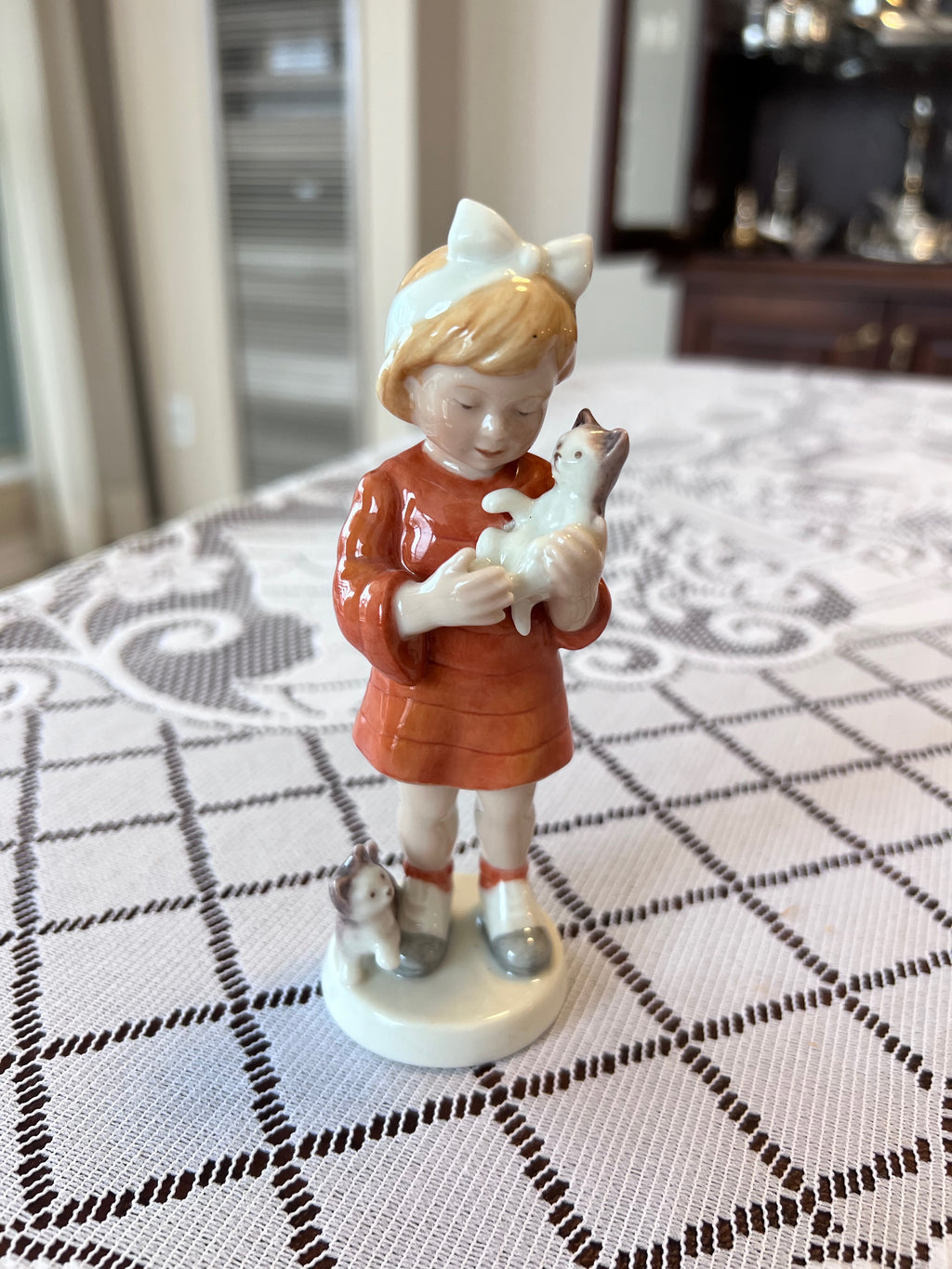 B&G Bing & Grondahl 2000 Year Figurine