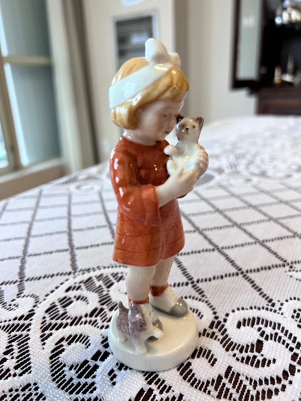 B&G Bing & Grondahl 2000 Year Figurine
