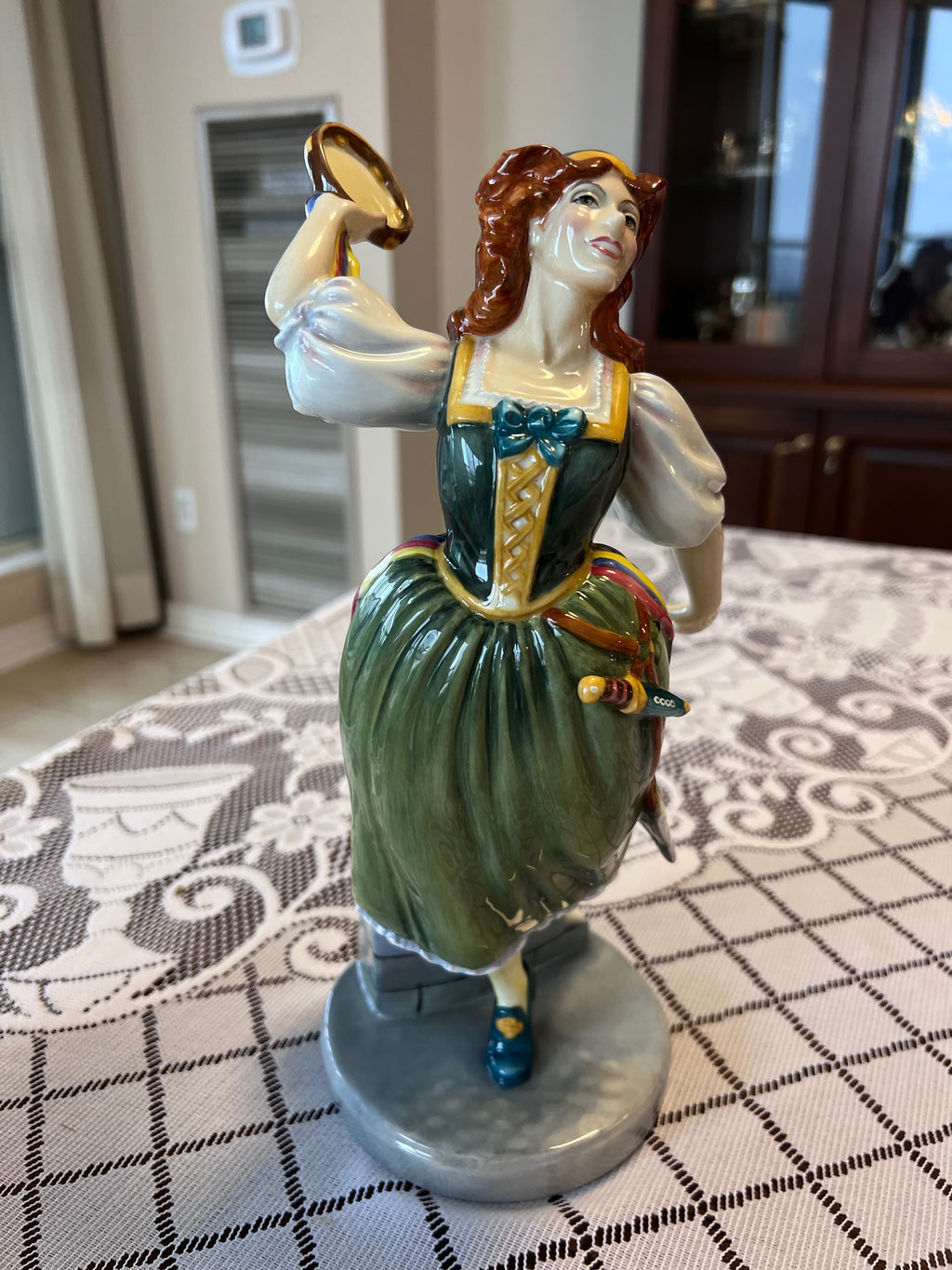 Royal Doulton Elsie Maynard HN2902, Gilbert and Sullivan Figurine