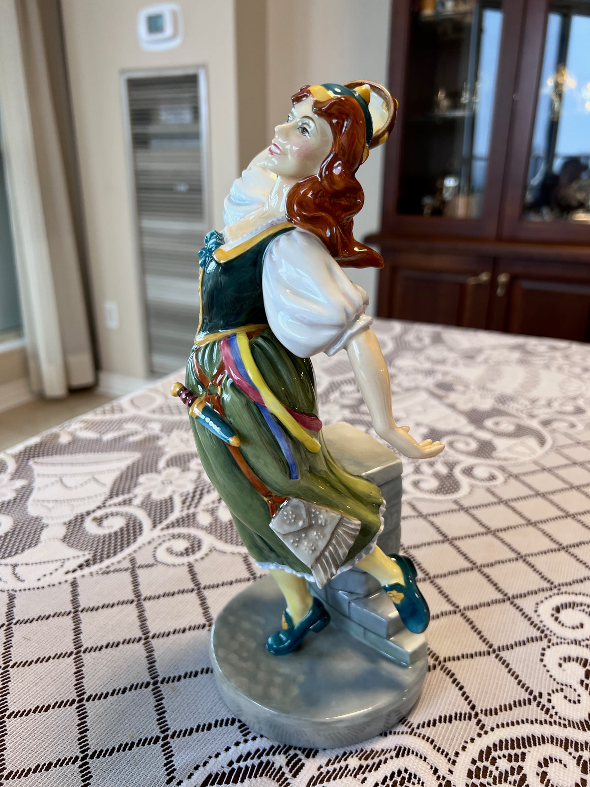 Royal Doulton Elsie Maynard HN2902, Gilbert and Sullivan Figurine