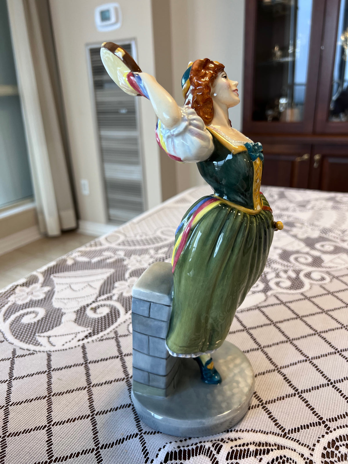 Royal Doulton Elsie Maynard HN2902, Gilbert and Sullivan Figurine