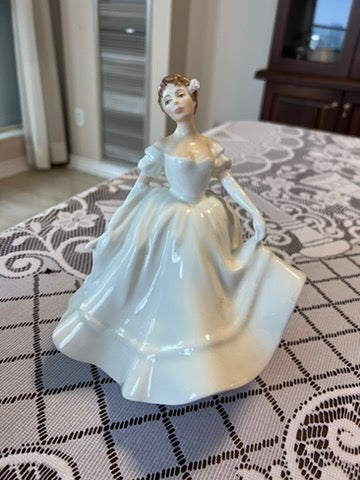 Royal Doulton Nancy HN2955 Figurine