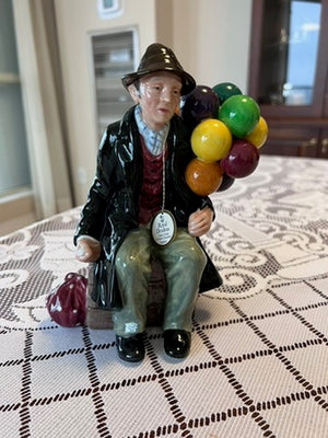 Royal Doulton The Balloon Man HN1954 Figurine