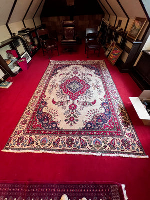 100% Wool Persian Rug