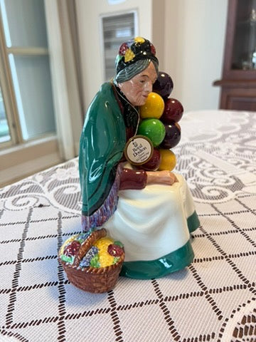 Royal Doulton The Old Balloon Seller HN1315 Figurine