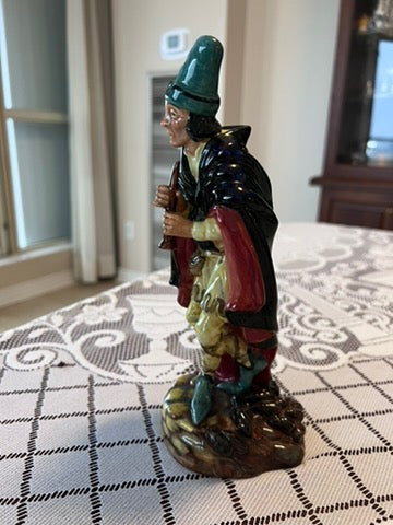 Royal Doulton The Pied Piper HN2102 Figurine