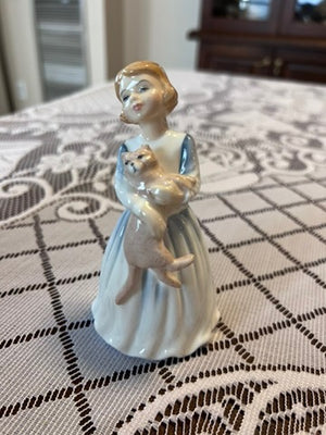 Royal Doulton My First Pet 1991- First Year Edition HN3122 Figurine