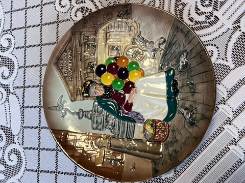 Royal Doulton The Old Balloon Seller D6649 Collector Plate