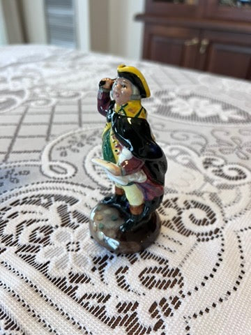 Royal Doulton Town Crier HN3261 Small Figurine